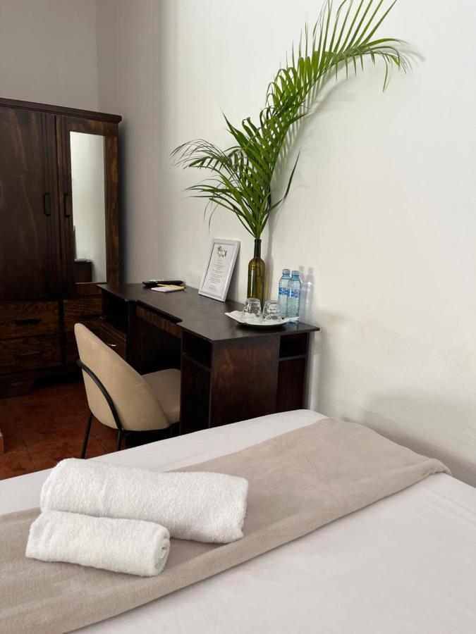 Bed and Breakfast La Jungla Puerto Carrillo Exterior foto