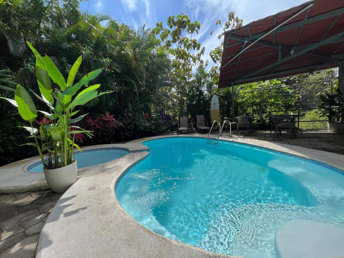 Bed and Breakfast La Jungla Puerto Carrillo Exterior foto