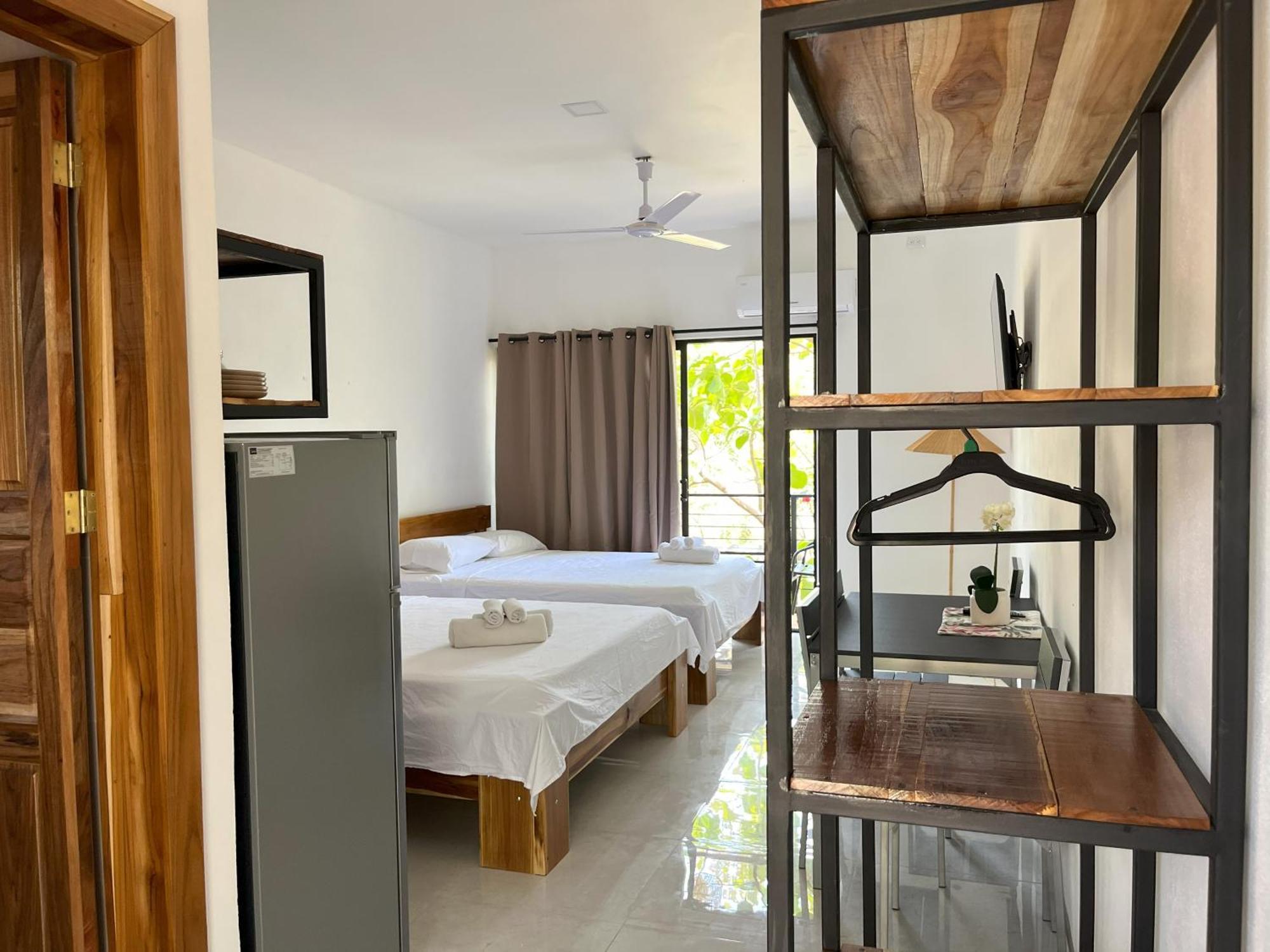 Bed and Breakfast La Jungla Puerto Carrillo Exterior foto